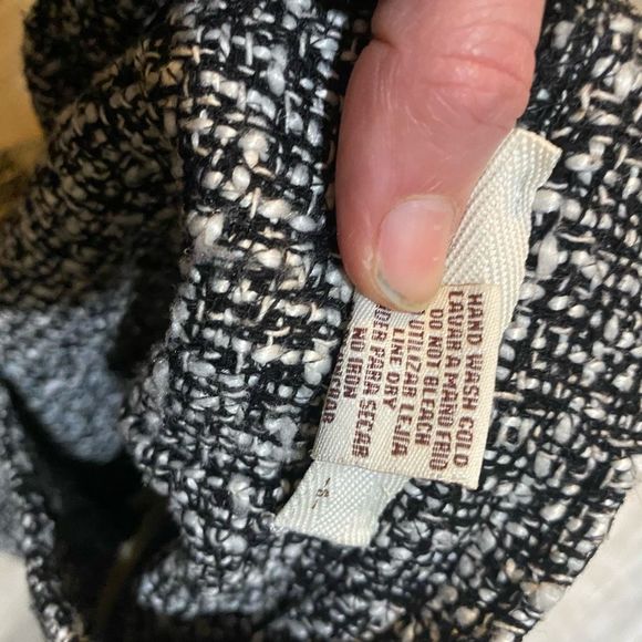 Sans Souci Gray Black Tweed Mini Skirt Size Small - Picture 9 of 11